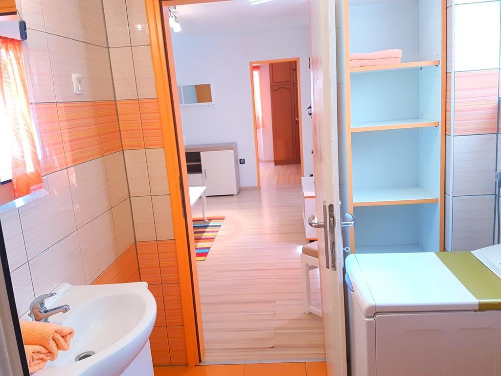 بولا Apartment Asja Old City Center المظهر الخارجي الصورة