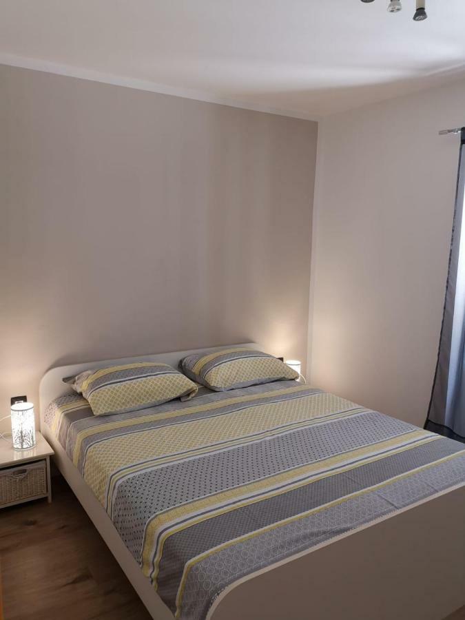 بولا Apartment Asja Old City Center المظهر الخارجي الصورة