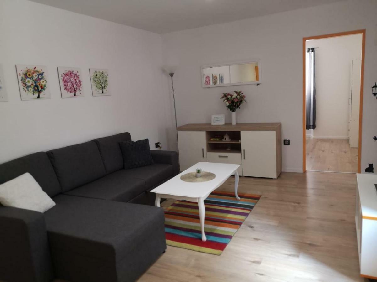 بولا Apartment Asja Old City Center المظهر الخارجي الصورة